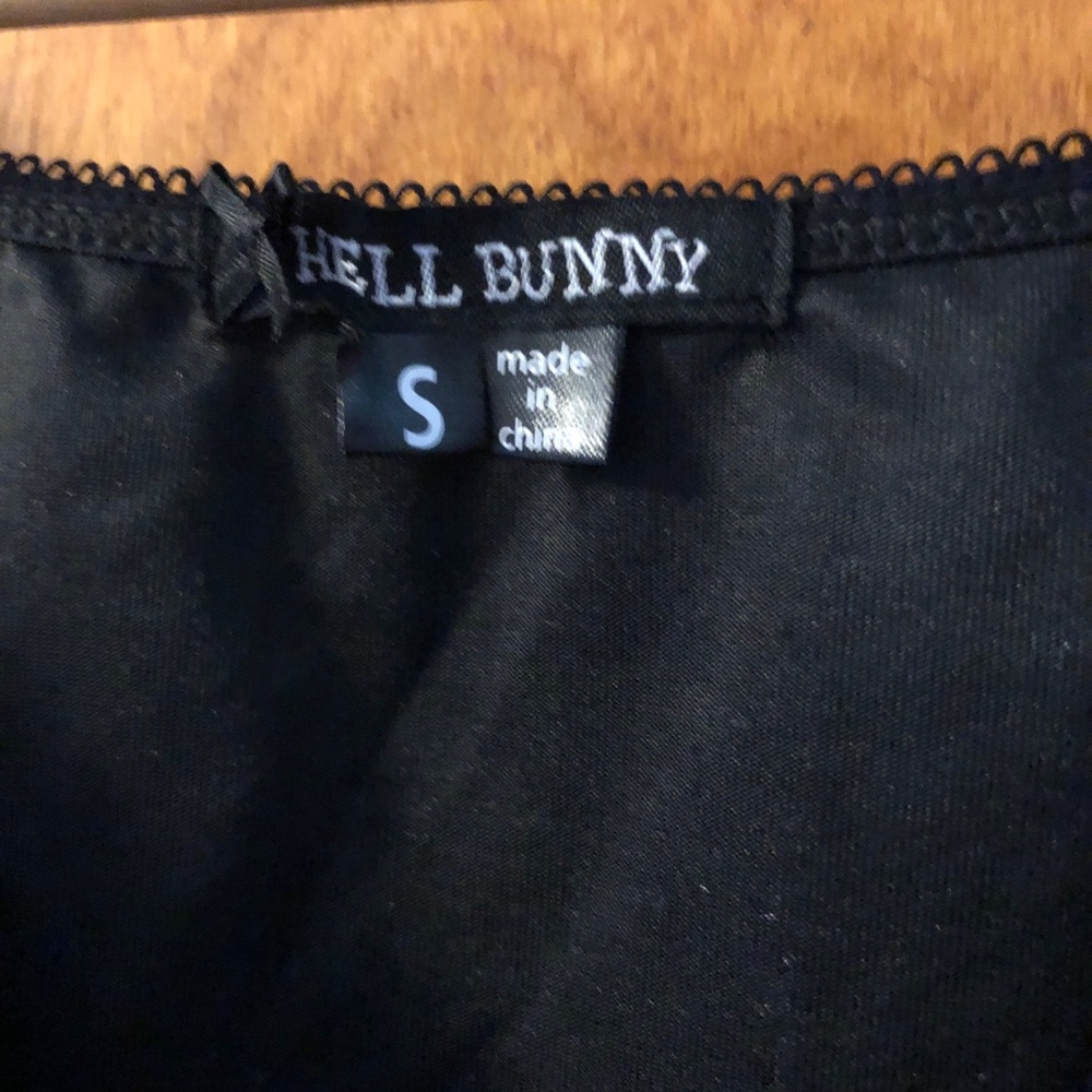 Small New Hell Bunny Black Velvet Pinup Rockabilly Retro Goth Top Hot Topic - Picture 3 of 3